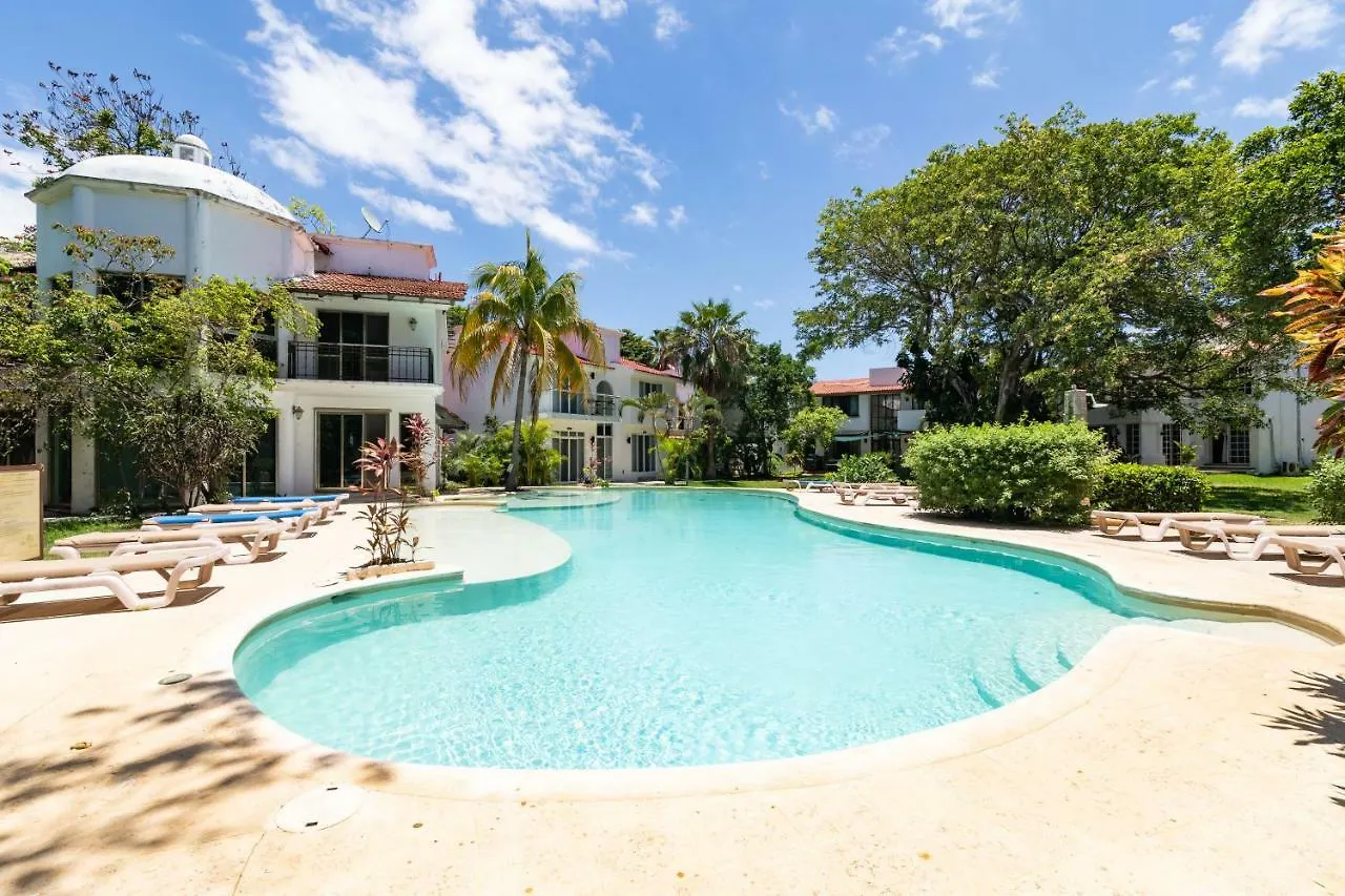 Villas Del Mayab - House For 4 ile iletişim